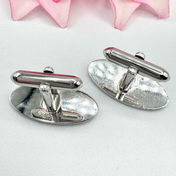 Vintage Swank Cufflinks Matte Shiny Silver Tone Oval Signed Textured Retro Cool - Picture 3 of 10